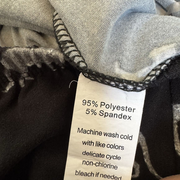 TART Intimates Pajama Set Womens Medium Leopard Print Soft Button Up Athleisure - Picture 10 of 11